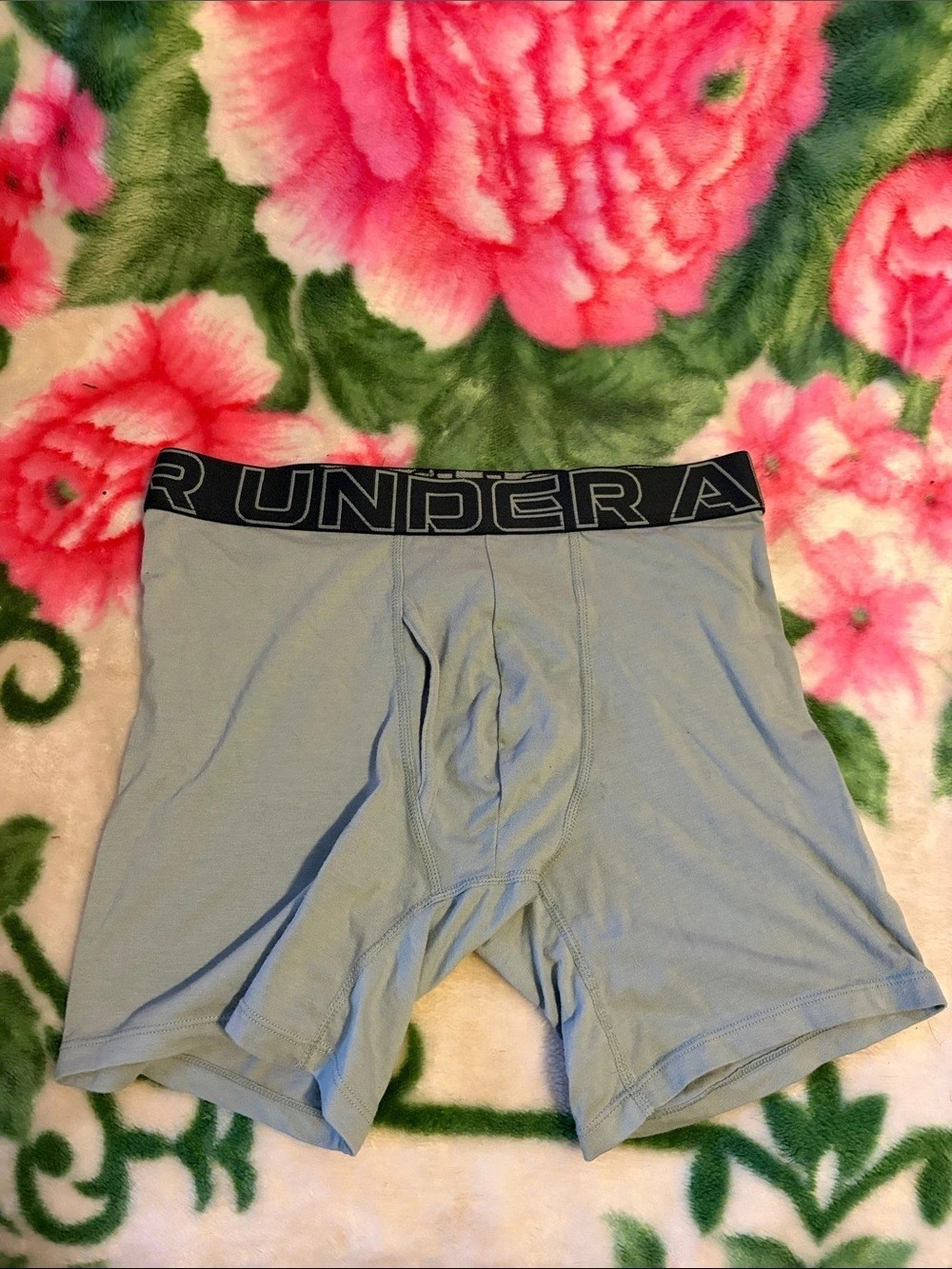 Under Armour Men'Small Boxer Briefs Size Small Blue